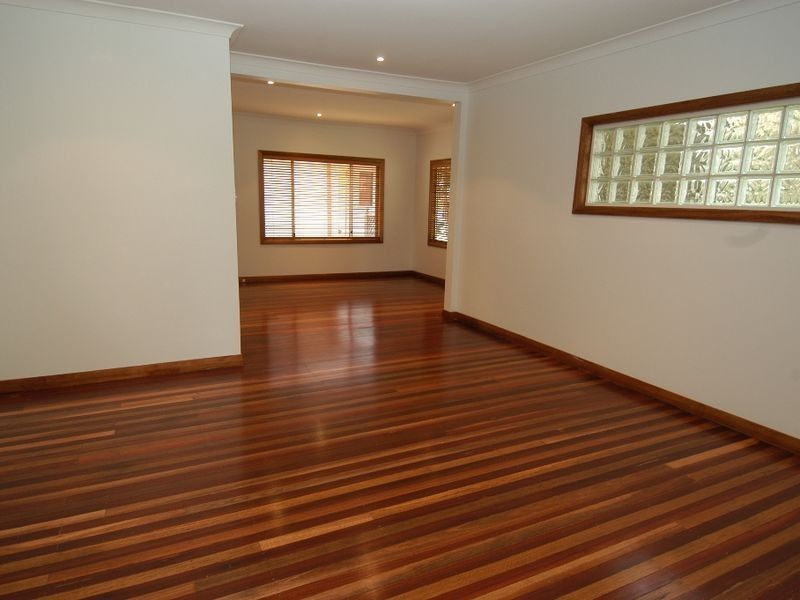 9 Sixth Avenue, Loftus NSW 2232