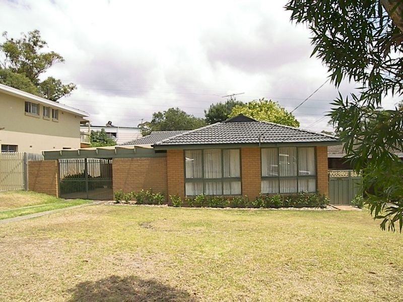 13 Sierra Road, Engadine NSW 2233