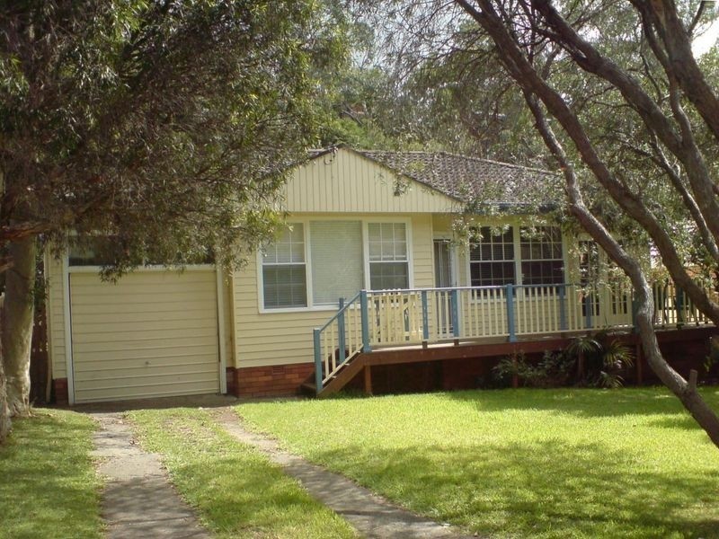 31 Tobruk Avenue, Engadine NSW 2233