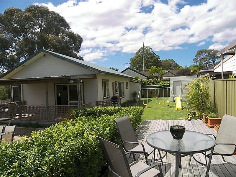 2 Kanandah Road, Engadine NSW 2233