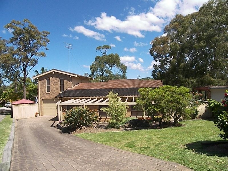 9 Finch Place, Woronora Heights NSW 2233