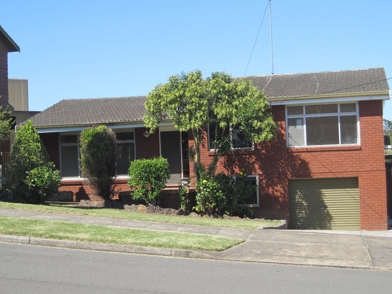 3 Pritchard Place, Peakhurst NSW 2210