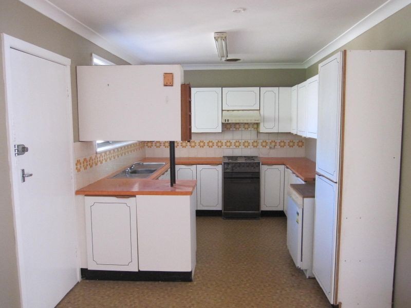 3 Pritchard Place, Peakhurst NSW 2210