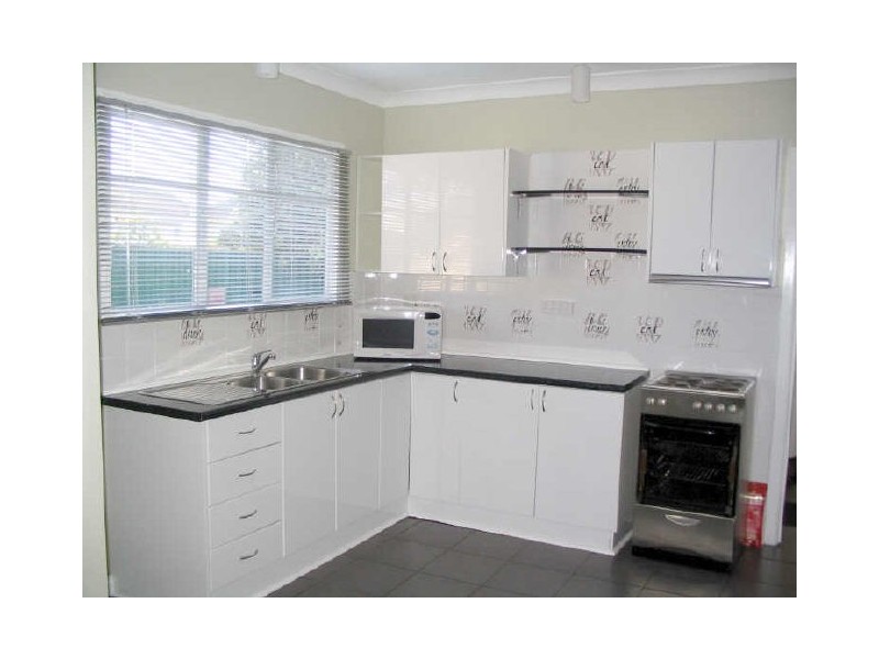 5 Nowra Court, Norlane VIC 3214