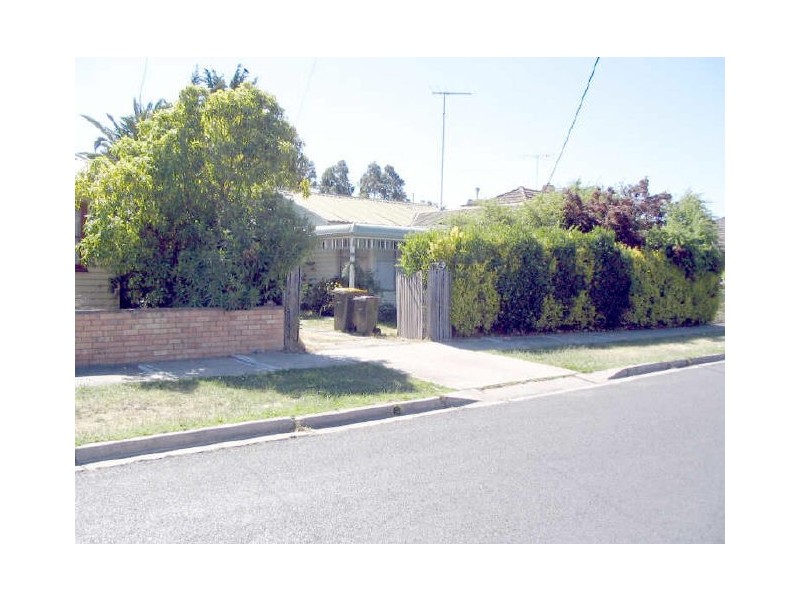 6 Greenwood Street, Newcomb VIC 3219