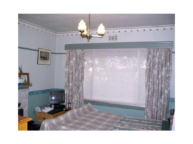 6 Greenwood Street, Newcomb VIC 3219