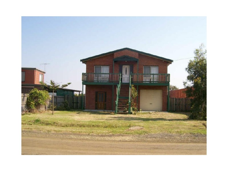15 Coach Road, Indented Head VIC 3223