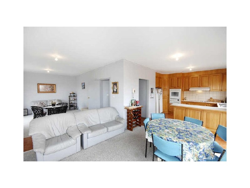 15 Coach Road, Indented Head VIC 3223