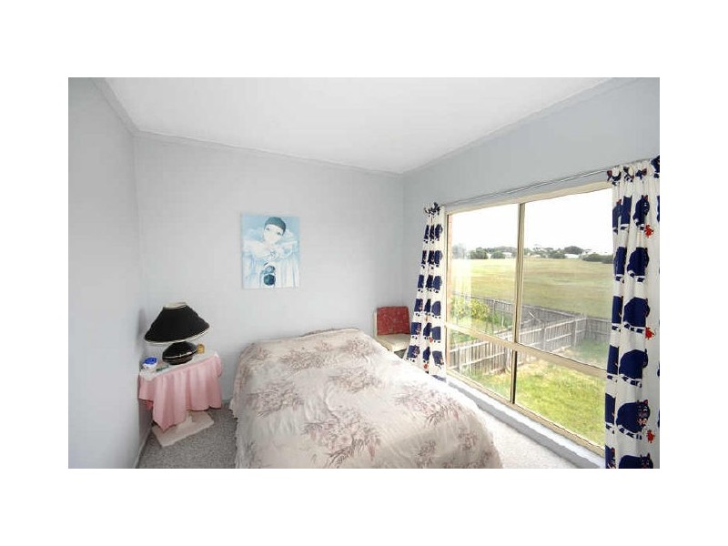 15 Coach Road, Indented Head VIC 3223