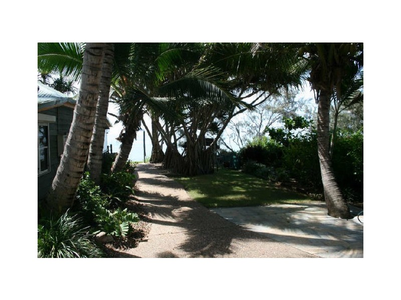 1 Sandy Lane, Zilzie QLD 4710