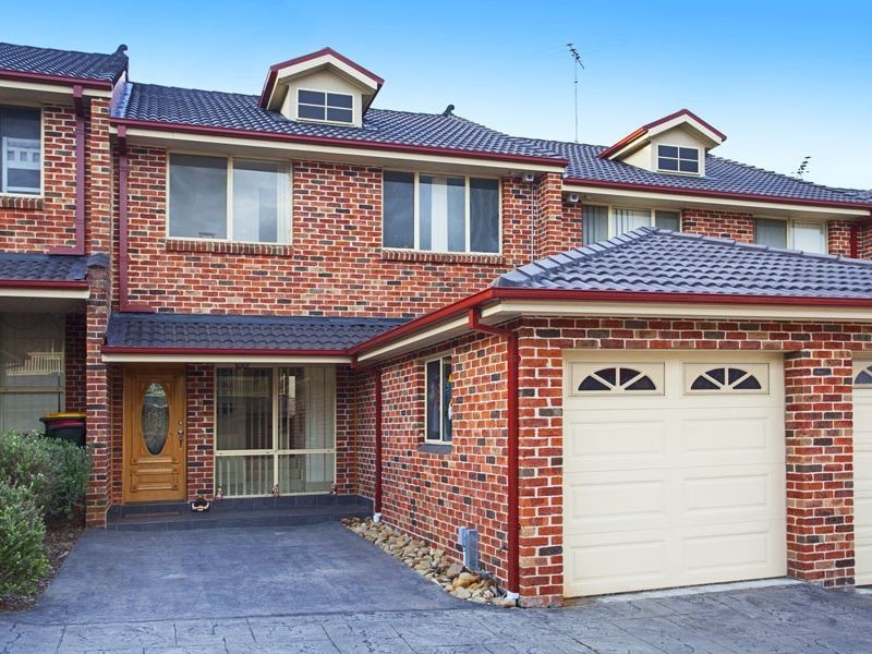 8/5 Short Street, Helensburgh NSW 2508