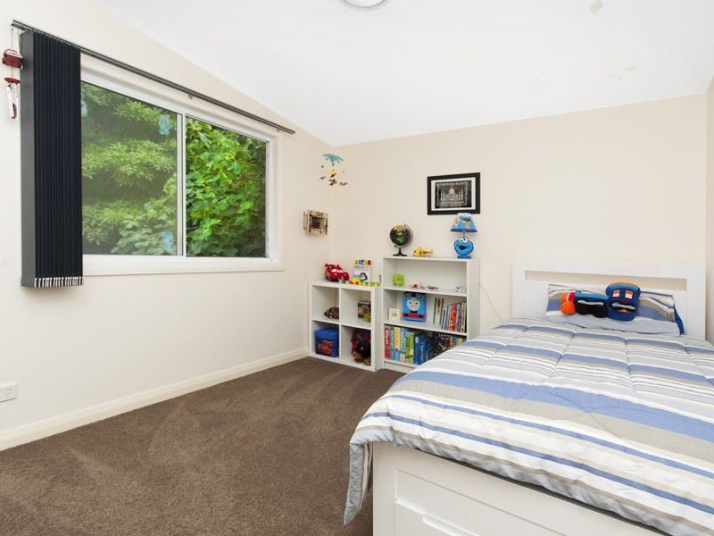 42 The Crescent, Helensburgh NSW 2508