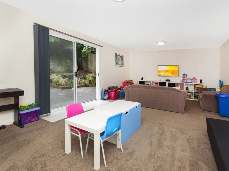 42 The Crescent, Helensburgh NSW 2508