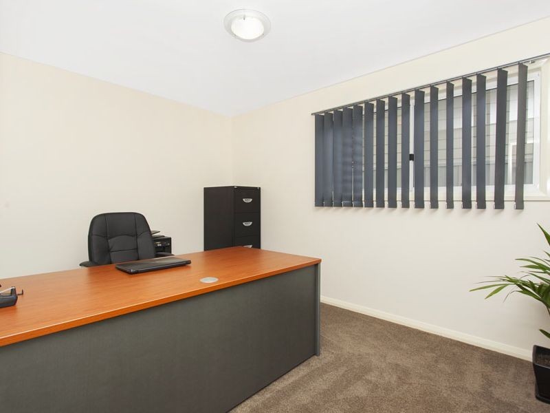 42 The Crescent, Helensburgh NSW 2508