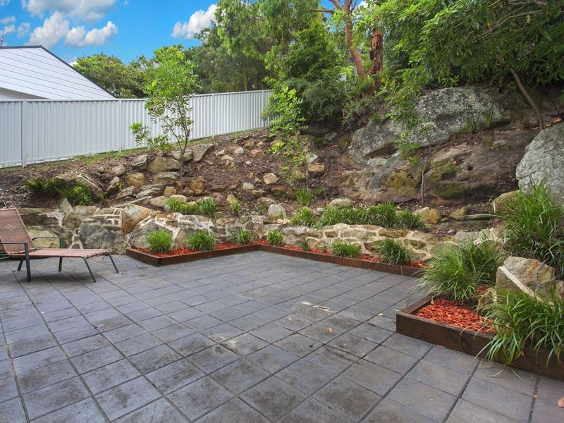 42 The Crescent, Helensburgh NSW 2508