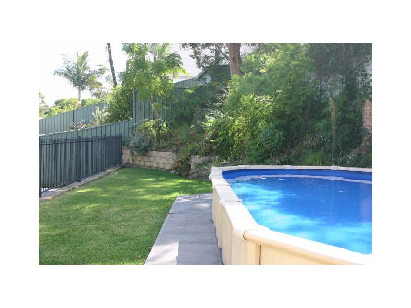 9 Parkes Street, Helensburgh NSW 2508