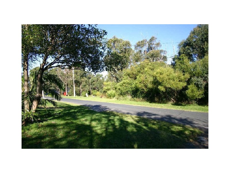 16 Bendena Gardens, Stanwell Tops NSW 2508