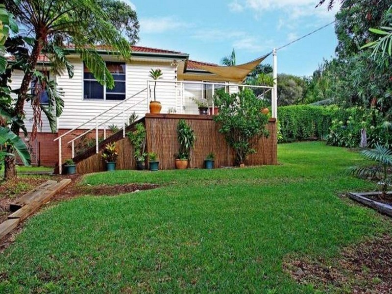 15 Station Street, Stanwell Park NSW 2508