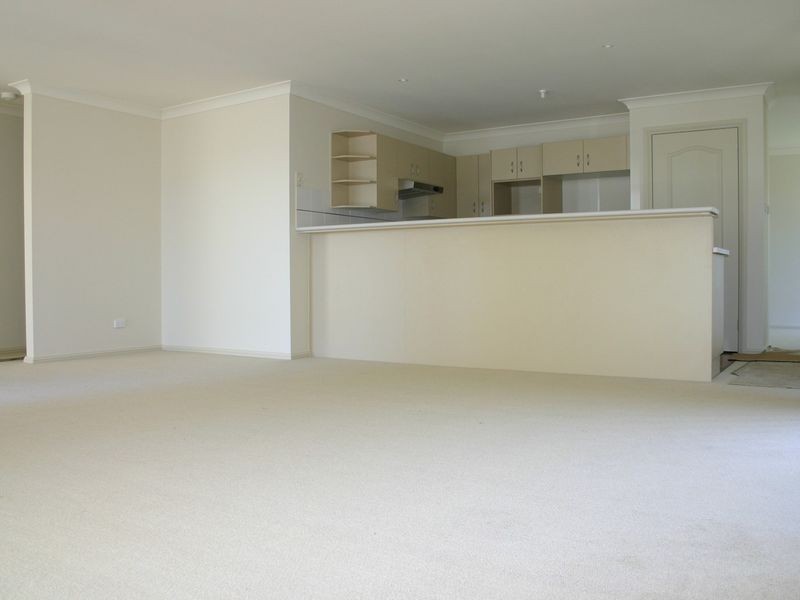 2/32 Stuart Street, Helensburgh NSW 2508