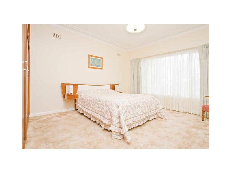 190 Parkes Street, Helensburgh NSW 2508
