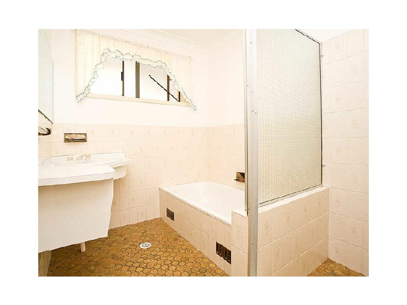 7 Parkes St, Helensburgh NSW 2508
