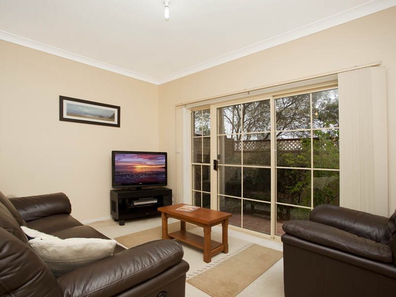 2/6 Walker Street, Helensburgh NSW 2508
