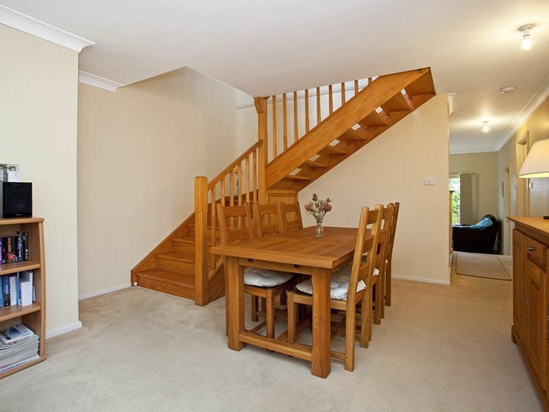 2/6 Walker Street, Helensburgh NSW 2508