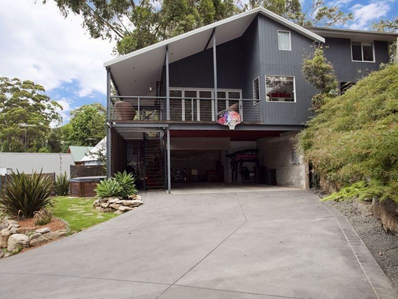 2c Vera Street, Helensburgh NSW 2508