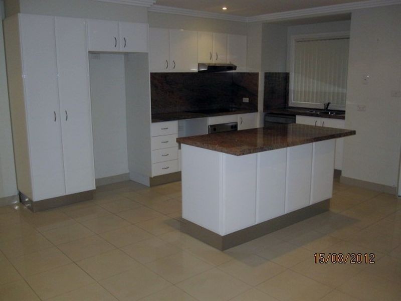 4/5 Short Street, Helensburgh NSW 2508