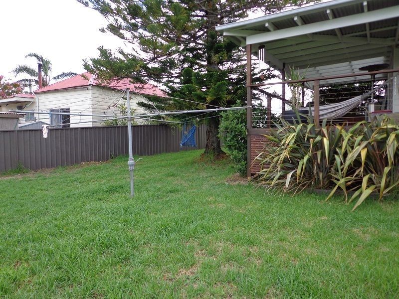 12 Laurina Ave, Helensburgh NSW 2508