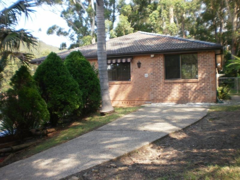 34 Railway Cr, Stanwell Park NSW 2508
