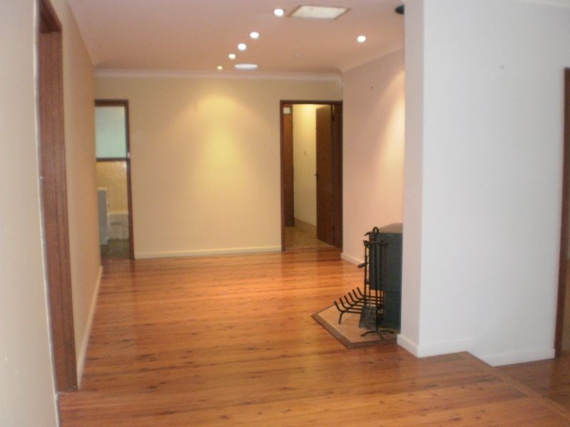 34 Railway Cr, Stanwell Park NSW 2508