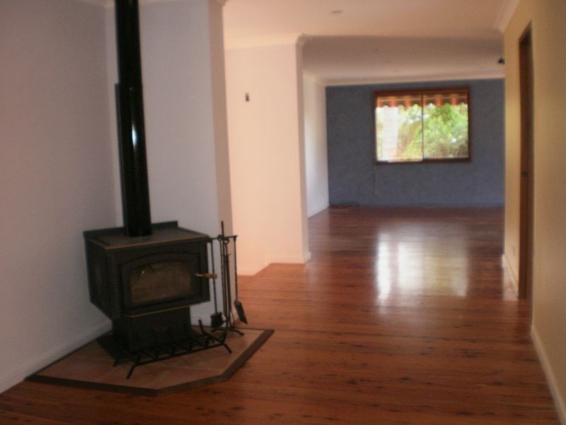 34 Railway Cr, Stanwell Park NSW 2508