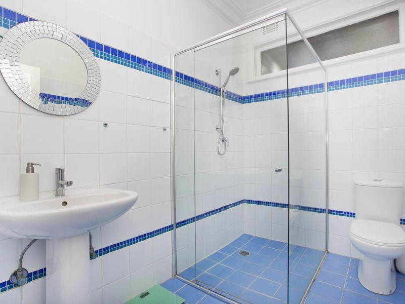 15 Kallaroo Avenue, Stanwell Park NSW 2508