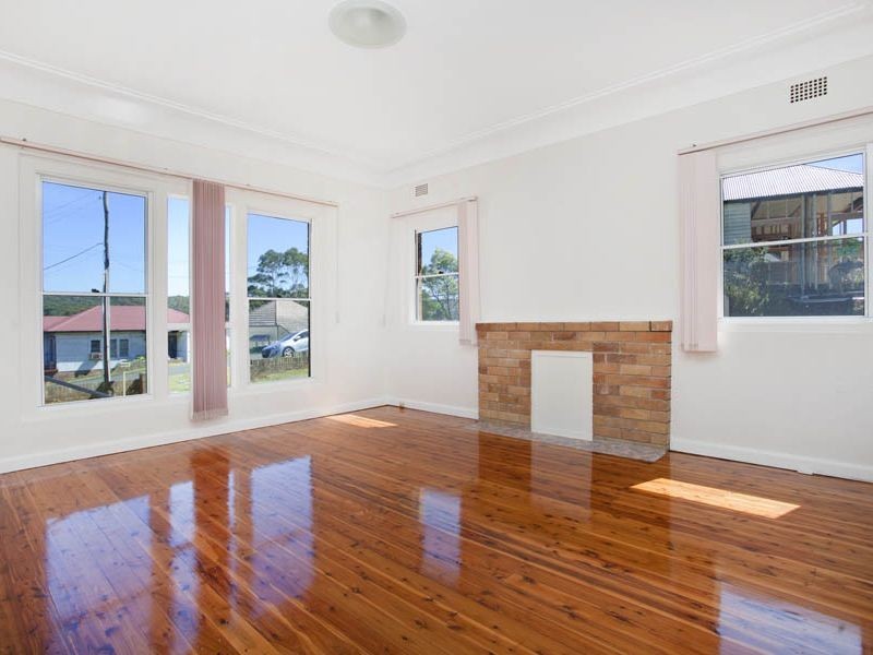 20 Foster Street, Helensburgh NSW 2508