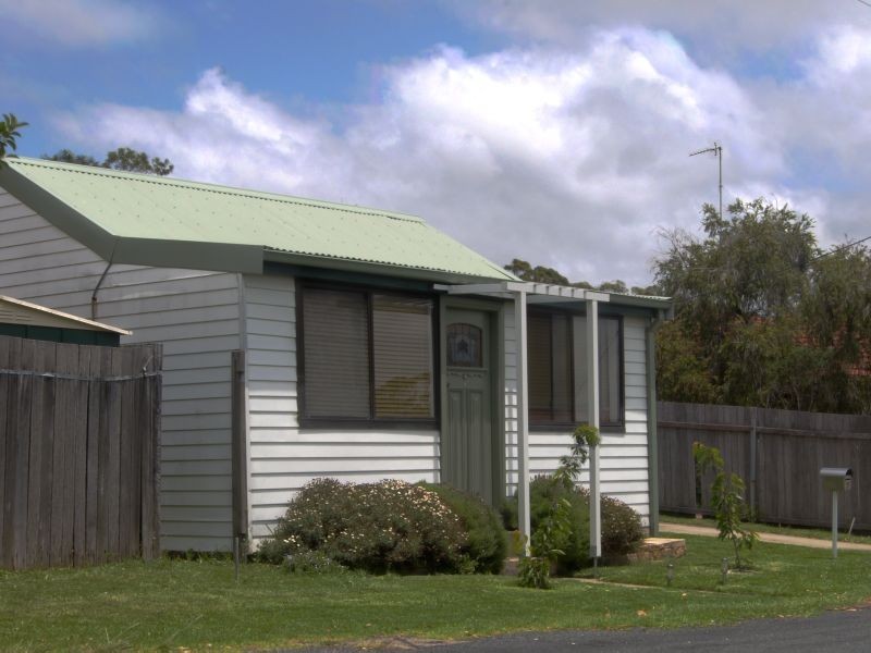 9 Horan Street, Helensburgh NSW 2508