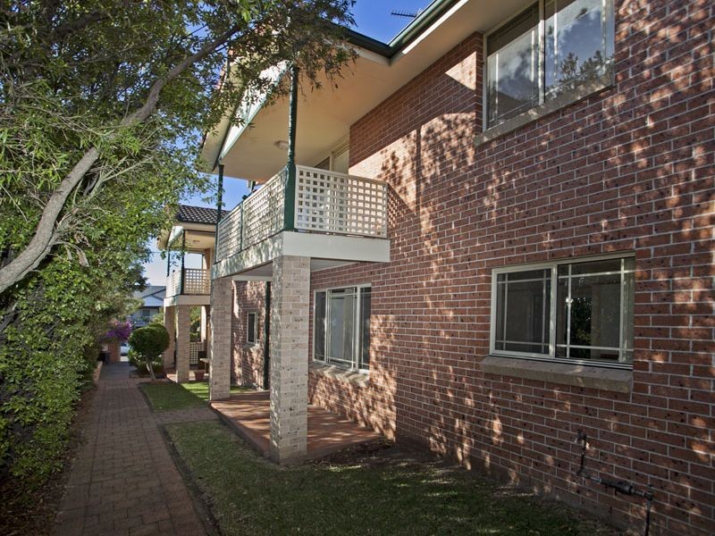 2/8 Stuart Street, Helensburgh NSW 2508