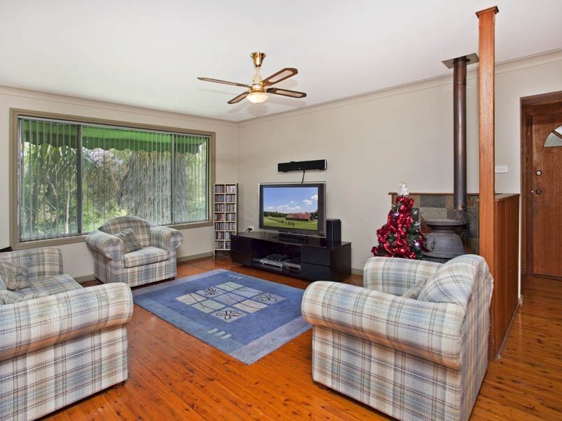 105 The Crescent, Helensburgh NSW 2508