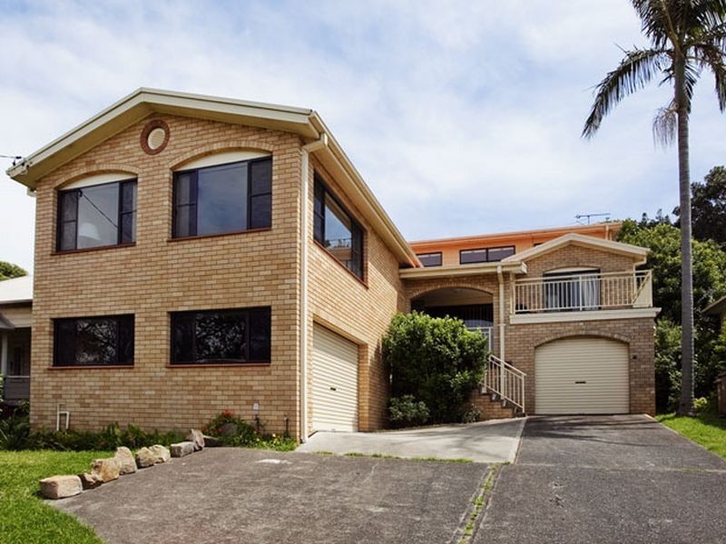 10 Park Parade, Stanwell Park NSW 2508