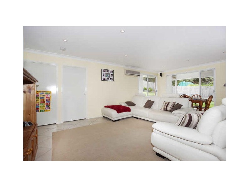 32 Chippendale Pl, Helensburgh NSW 2508