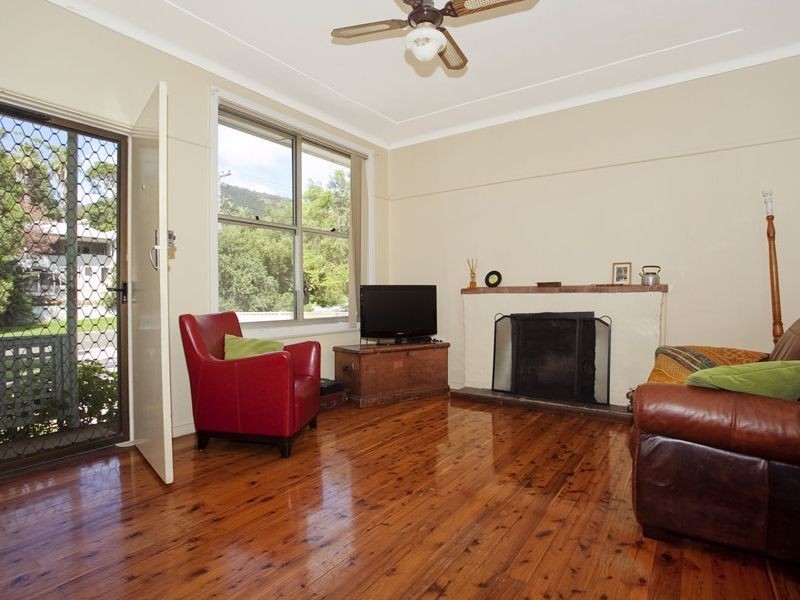 12 Station Street, Stanwell Park NSW 2508