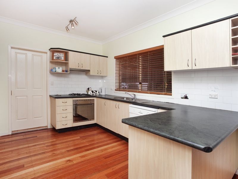 6 Longview Crescent, Stanwell Tops NSW 2508