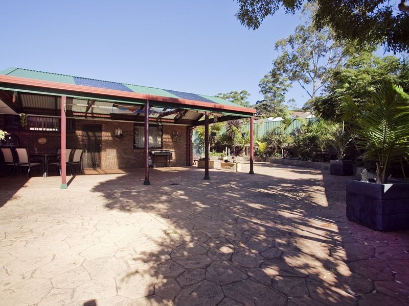 19 Chippendale Pl, Helensburgh NSW 2508