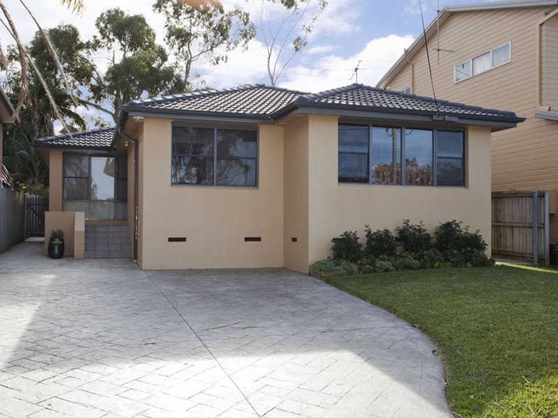 12 Annesley  Av, Stanwell Tops NSW 2508
