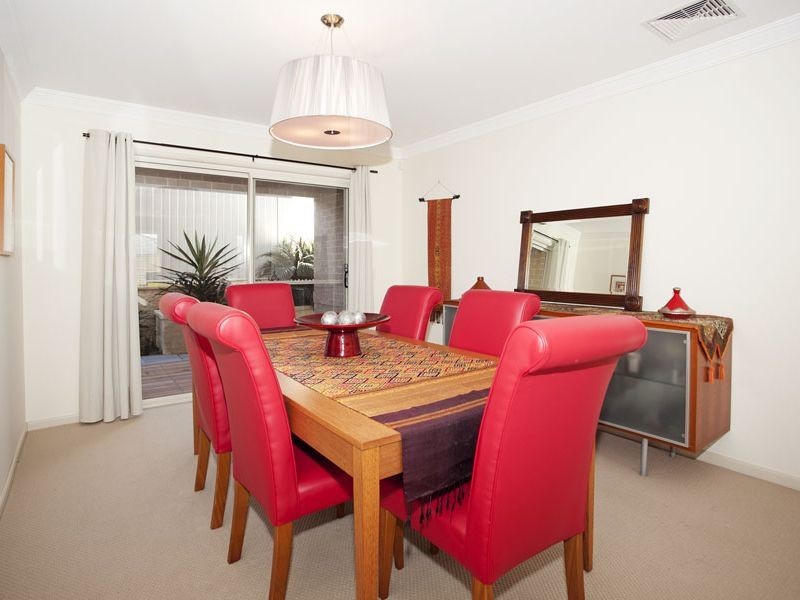 86 Walker Street, Helensburgh NSW 2508