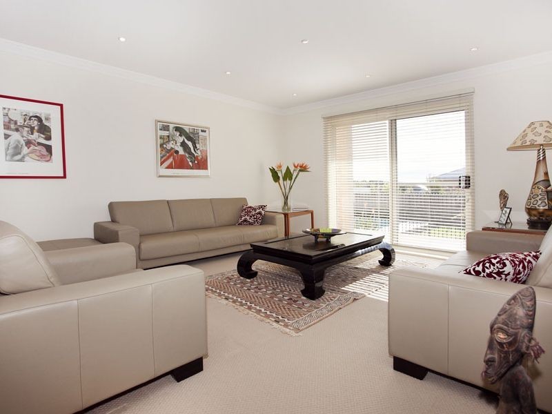 86 Walker Street, Helensburgh NSW 2508