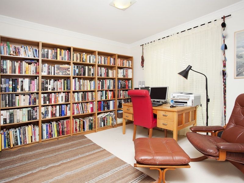 86 Walker Street, Helensburgh NSW 2508