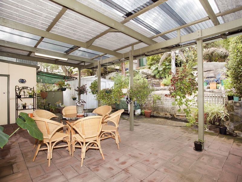 47 Halls Rd, Helensburgh NSW 2508