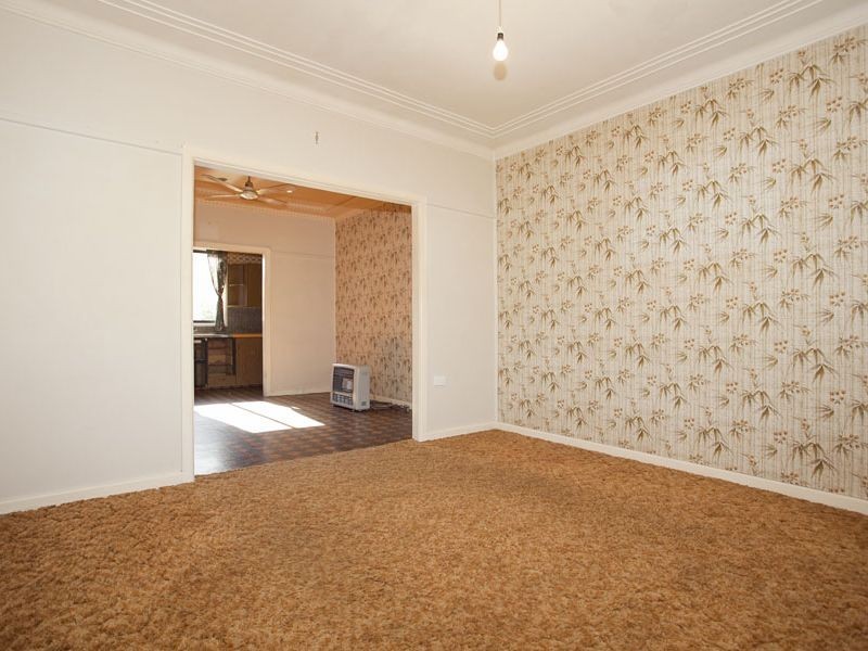 203 Parkes Street, Helensburgh NSW 2508