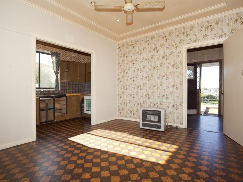 203 Parkes Street, Helensburgh NSW 2508